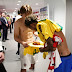 Em meio à rumores, Modric troca camisa com Neymar e brinca: "Te esperamos"