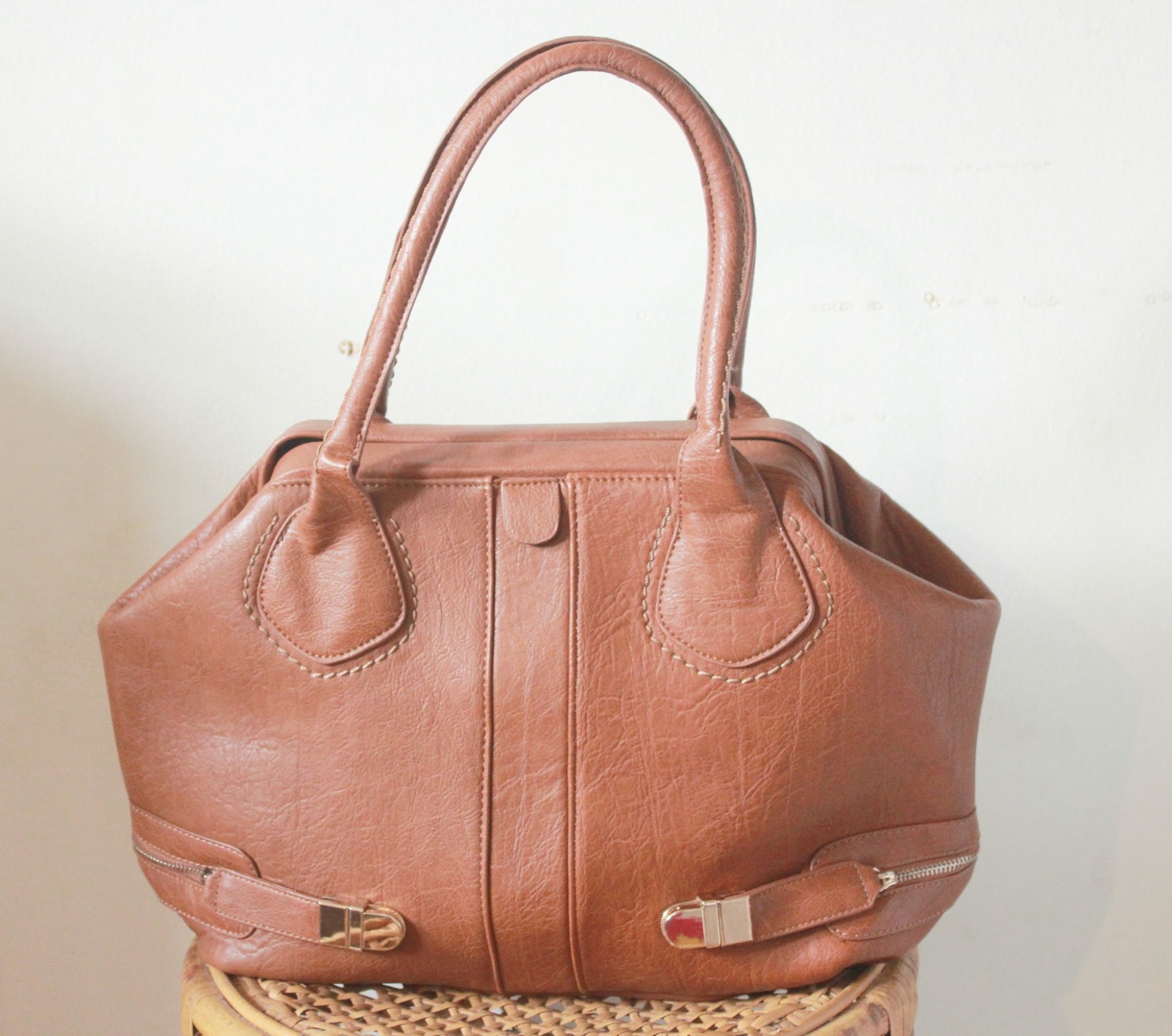 FASHION AND THE REBEL: New In | Alyssa Handbags