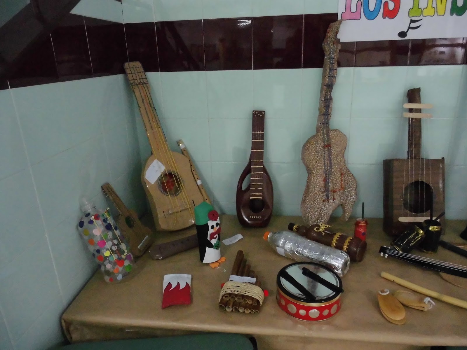 Bibliogamonar.es INSTRUMENTOS MUSICALES CON MATERIALES RECICLADOS