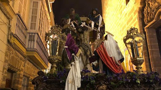Descendimiento pasará tecera por Carrera Oficial el Viernes Santo gaditano Descendimiento pasará tecera por Carrera Oficial el Viernes Santo gaditano