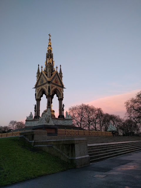 prince albert memorial london hyde park kensington gardens