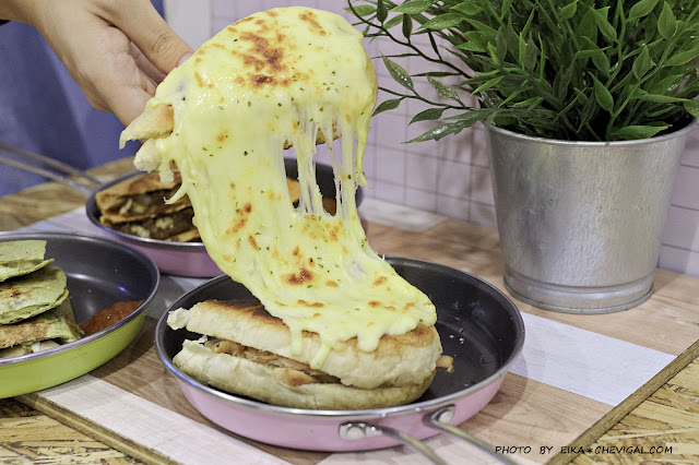 異國平價宵夜牽絲無極限！晚上9點才吃得到的人氣墨西哥薄餅與焗烤三明治～