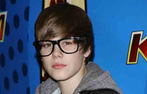 new justin bieber pictures 2010. Justin Bieber seemed to be
