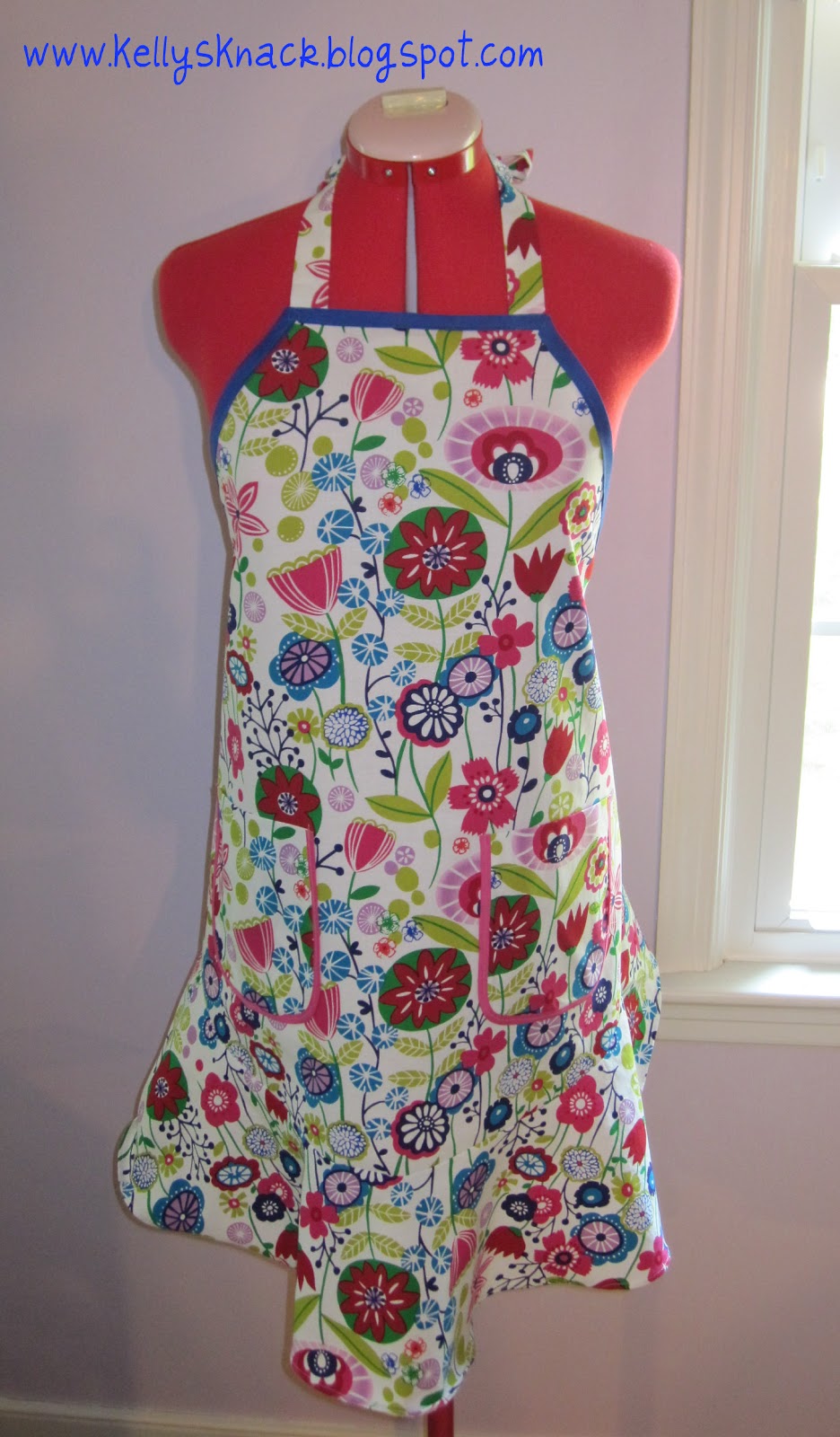Kelly's Knack: an Apron for Gretchen