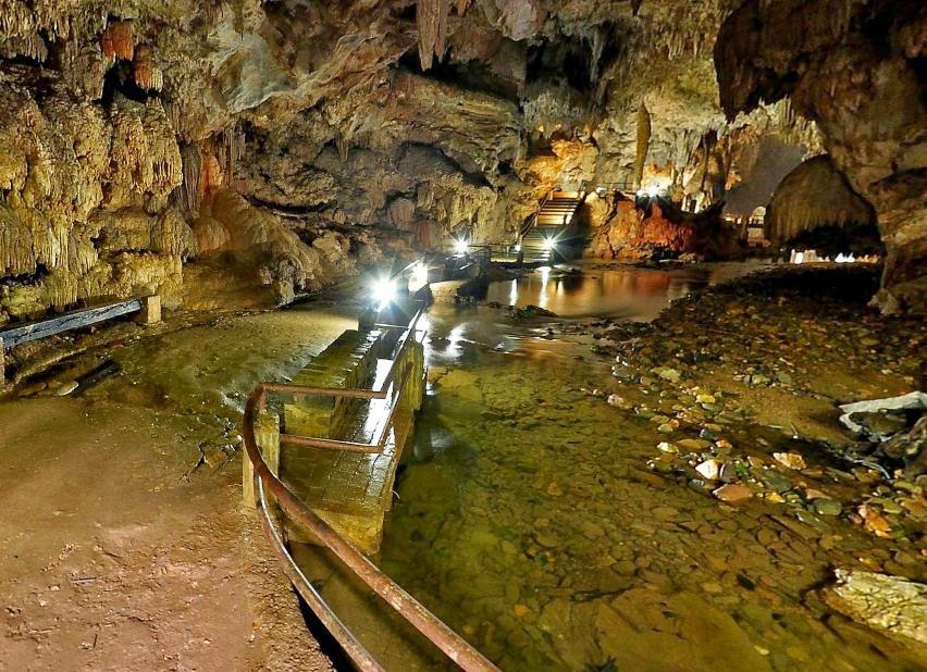 Jorlei Passeio Aventura Caverna do Diabo ou Gruta da Tapagem Jorlei Passeio Aventura Caverna do Diabo ou Gruta da Tapagem