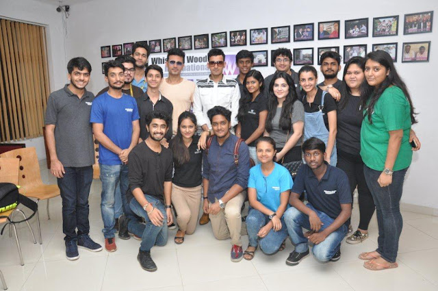 “Inspiration is within, one needs to identify it within themselves”, expressed the Meet Bros. and shared their learnings with the students of Whistling Woods International at the 5th Veda session “Inspiration is within, one needs to identify it within themselves”, expressed the Meet Bros. and shared their learnings with the students of Whistling Woods International at the 5th Veda session