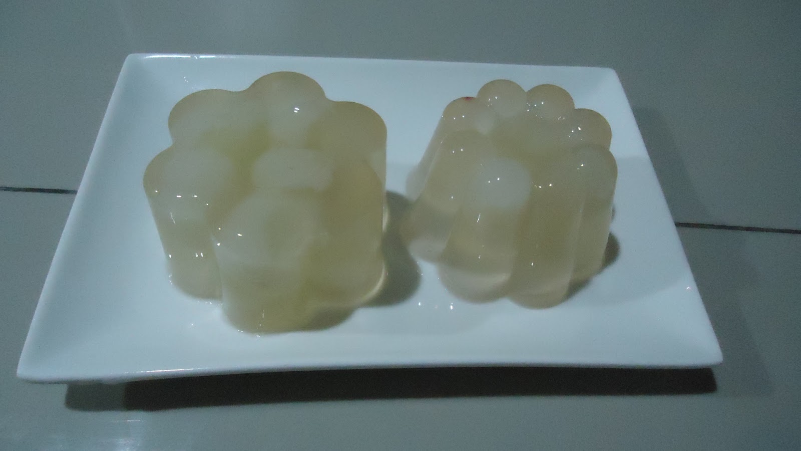 Zara ♥ Baking LEMON GRASS LYCHEE JELLY...