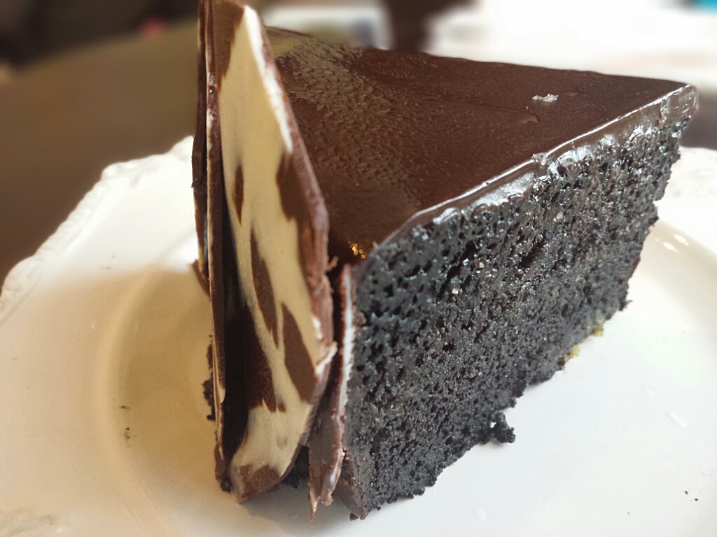 charlie's food trips Kitchen of Cakes and Coffee ( SM City North EDSA )