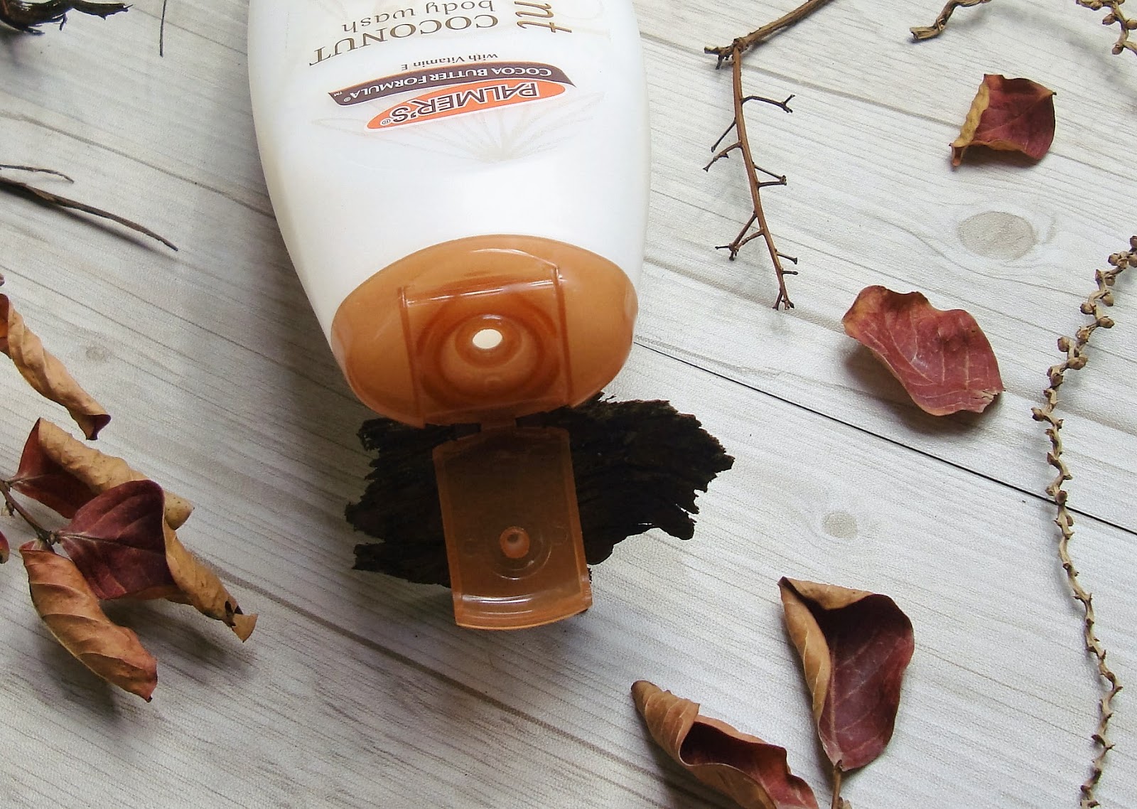 little white truths Palmer's Indulgent Coconut Body Wash review