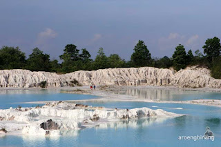 danau kaolin belitung