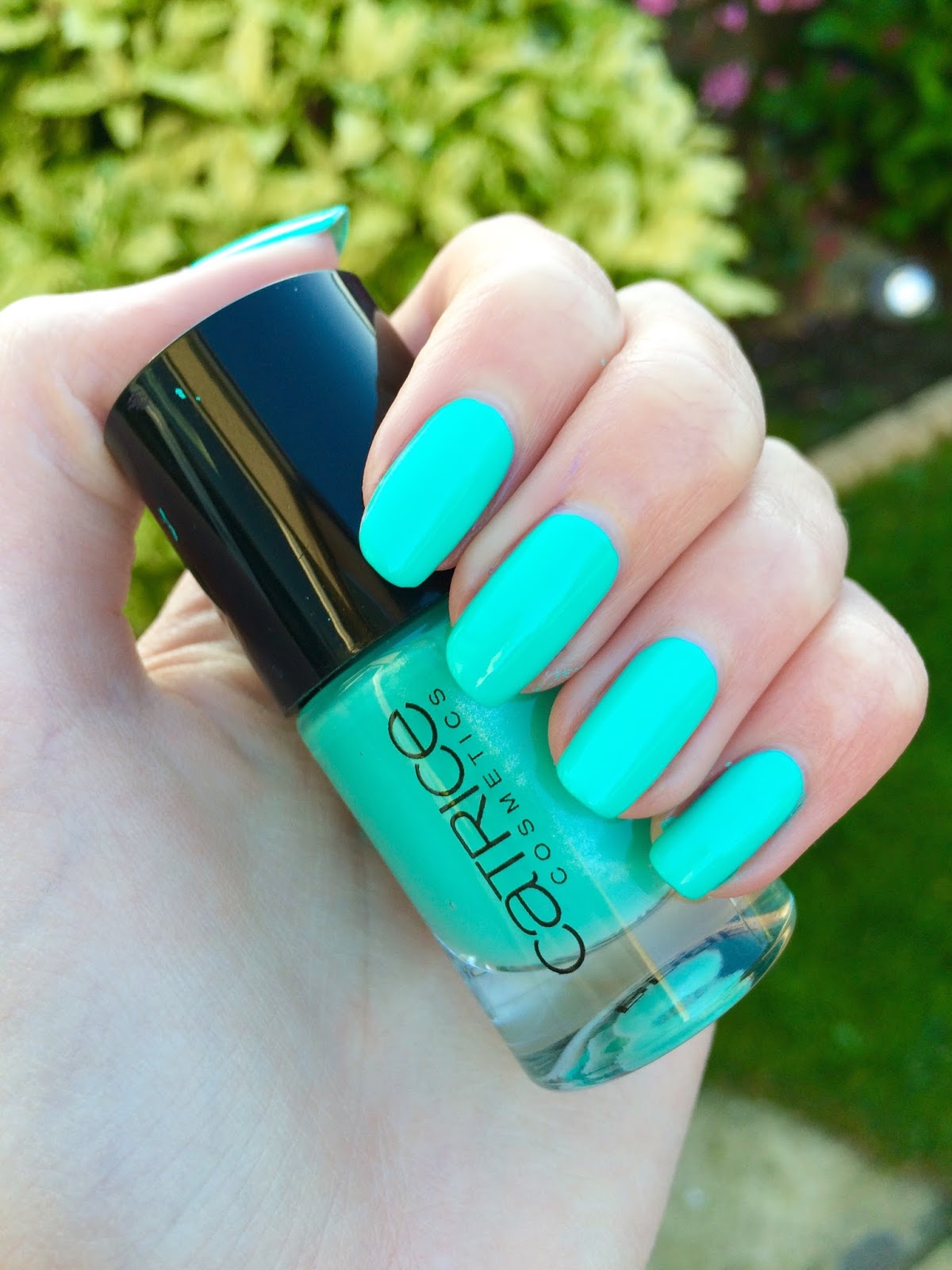 Turquoise Nails!