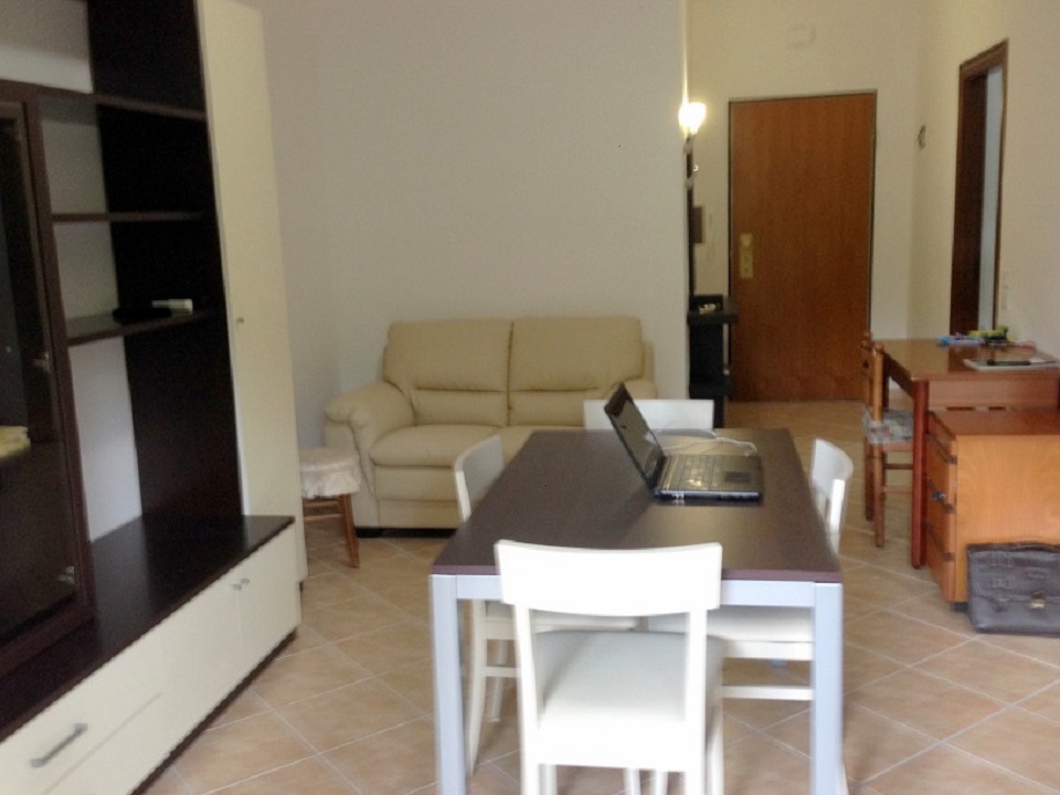 Silvi marina affitti estivi: silvi, trilocale 5 posti 250 m. dal ... Affitti low cost