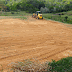 Prefeitura de Gandu inicia obras de construção do Campo Society de Água Preta.