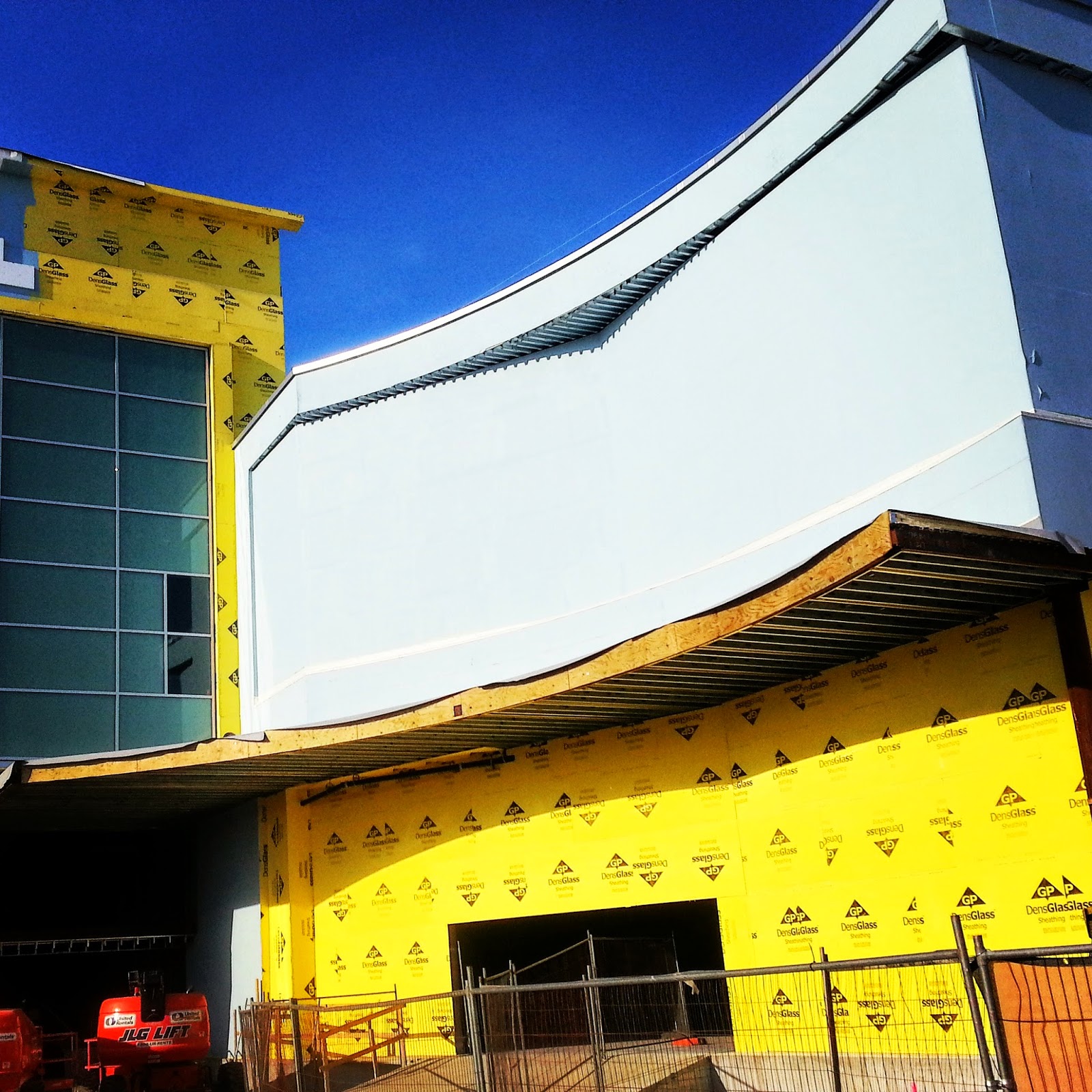 Robert Dyer Bethesda Row ARCLIGHT CINEMAS/WESTFIELD MONTGOMERY MALL