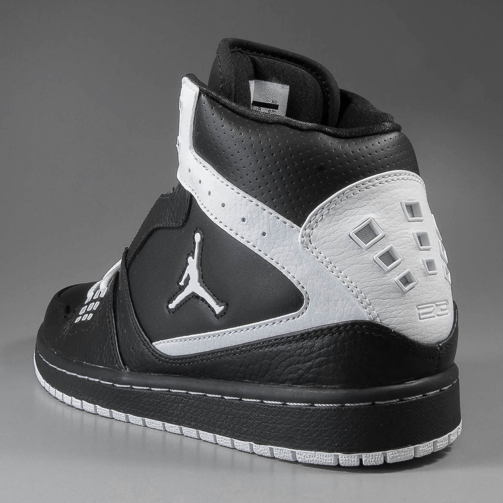 black and white jordan 1 flight club