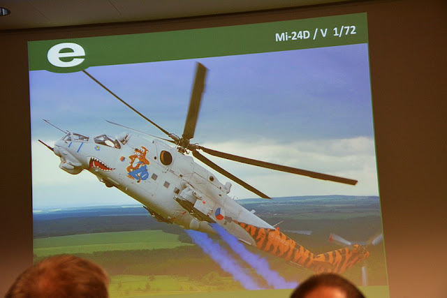 Eduard Decals D72028 1/72 Mil Mi-24V Hind stencils Russian & English