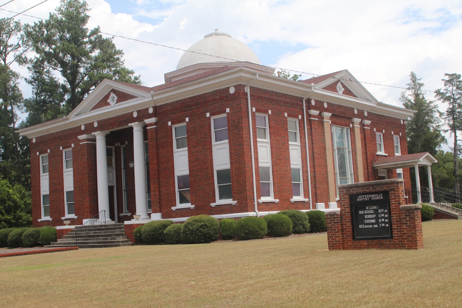 IMAGES OF OUR PAST JEFFERSONVILLE BAPTIST AND METHODIST CHURCH