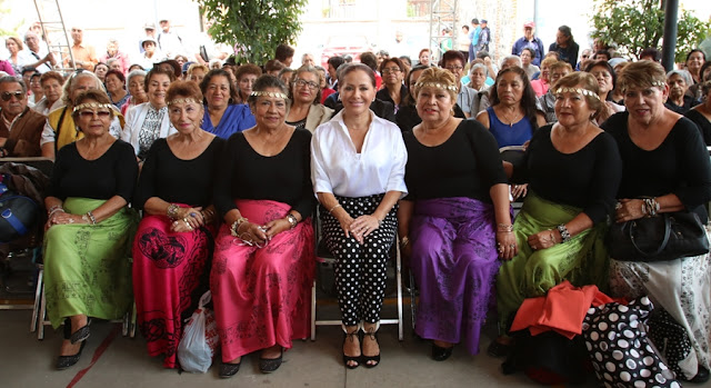 Dinorah López de Gali brinda atención integral a las madres de familia