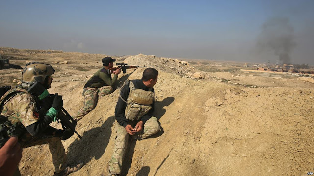  القوات العراقية تدخل أول أحياء الجانب الغربي للموصل