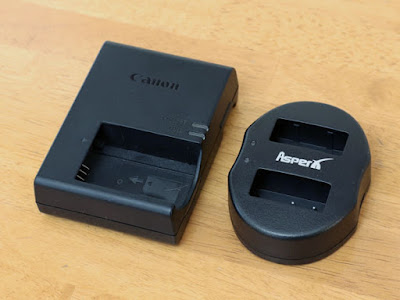 純正充電器との比較 Canon LC-E17 バッテリーチャージャー + マイクロUSB充電器デュアルバッテリーチャージャー