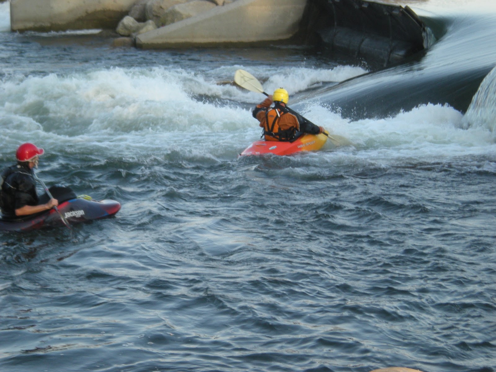 Boise River Kayak Park: The Changing Wave.