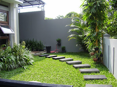 taman rumah minimalis dengan jalan setapak taman rumah minimalis dengan jalan setapak