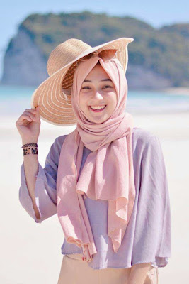 jilbab segi 4 satin polos c di pantai manis