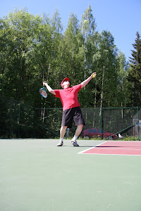 Tenniksen alkeet ensin haltuun, niin tennis maittaa paljon mukavammalta