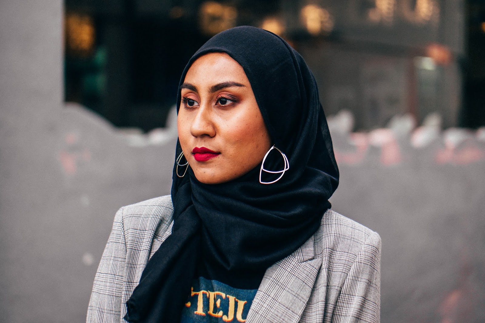 Earrings with hijab