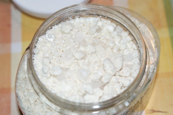 DIY Sea Salt and Goat Milk Bath Recipe from Soap Deli News