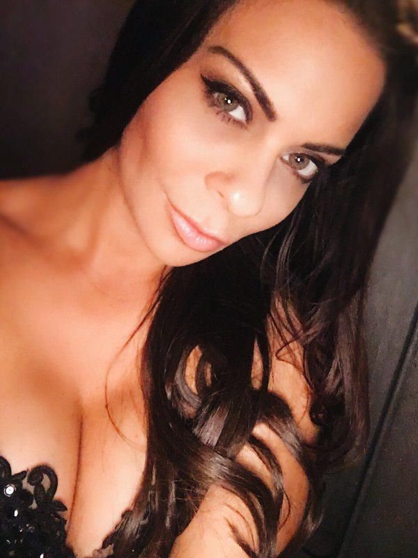 Linsey dawn mckenzie twitter