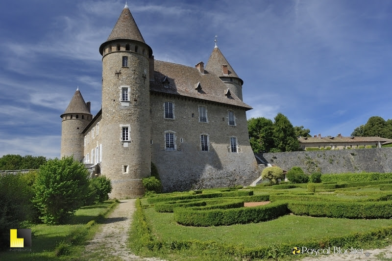 Virieu le chateau et son jardin photo Pascal Blachier