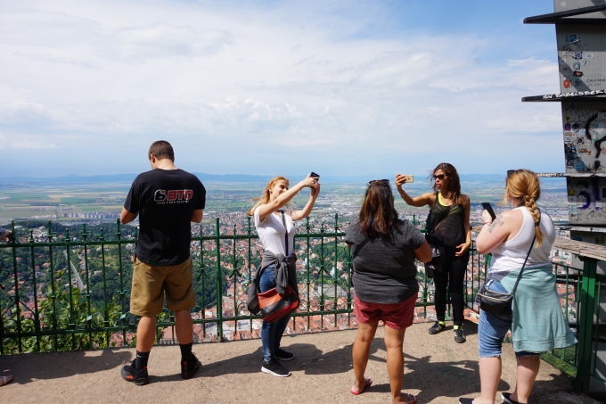 Lasten kanssa Brasovissa, Romania / turistit