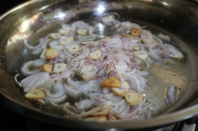 Kerang Goreng Dengan Kacang Panjang 