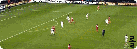 노이어 vs 조지아.gif | 인스티즈