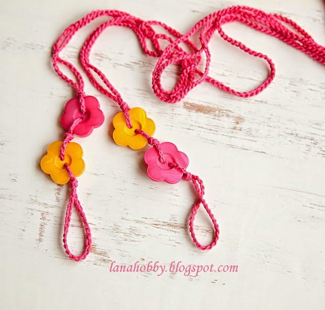 Easy Buttons Crocheted Barefoot Sandals DIY for Beginners