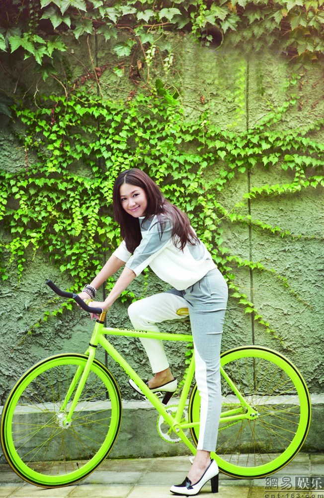 Chinese Beauty!: Xu Jinglei autumn photo