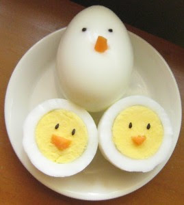 huevos pollitos
