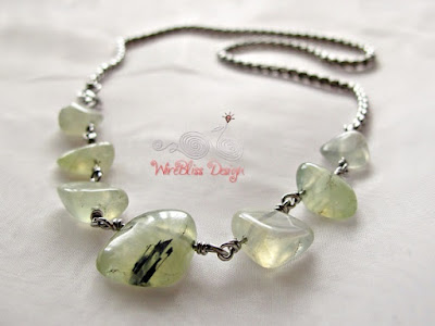 Minlace (Minima Necklace) with natural prehnite and box link stainless steel chain