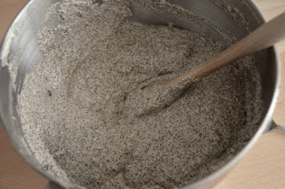 ÖSTERREICHISCHER MOHNGUGELHUPF ÖSTERREICHISCHER MOHNGUGELHUPF