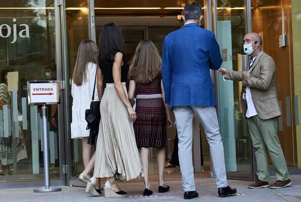 King Felipe, Queen Letizia and their daughters Princess Leonor and Infanta Sofia. Macarena suede espadrille wedges, Zara skirt