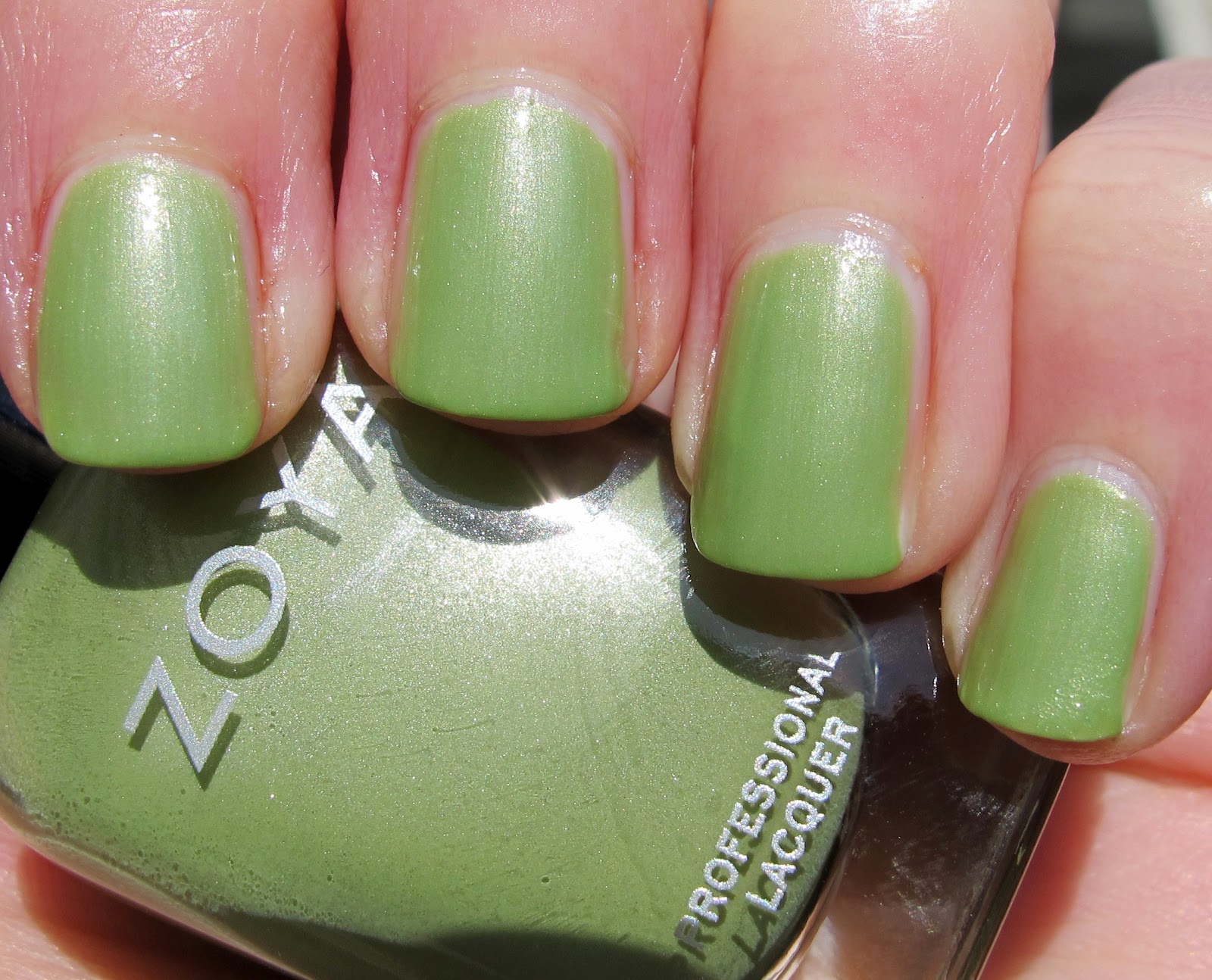 Never Enough Nails: The Zoya Beach Collection Makes Me Want To Break ...