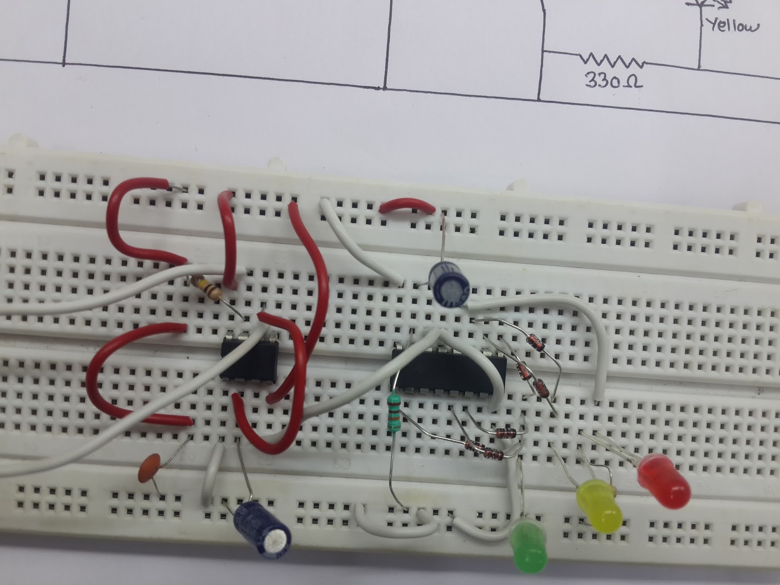 How To Make Traffic light signal (In Hindi)