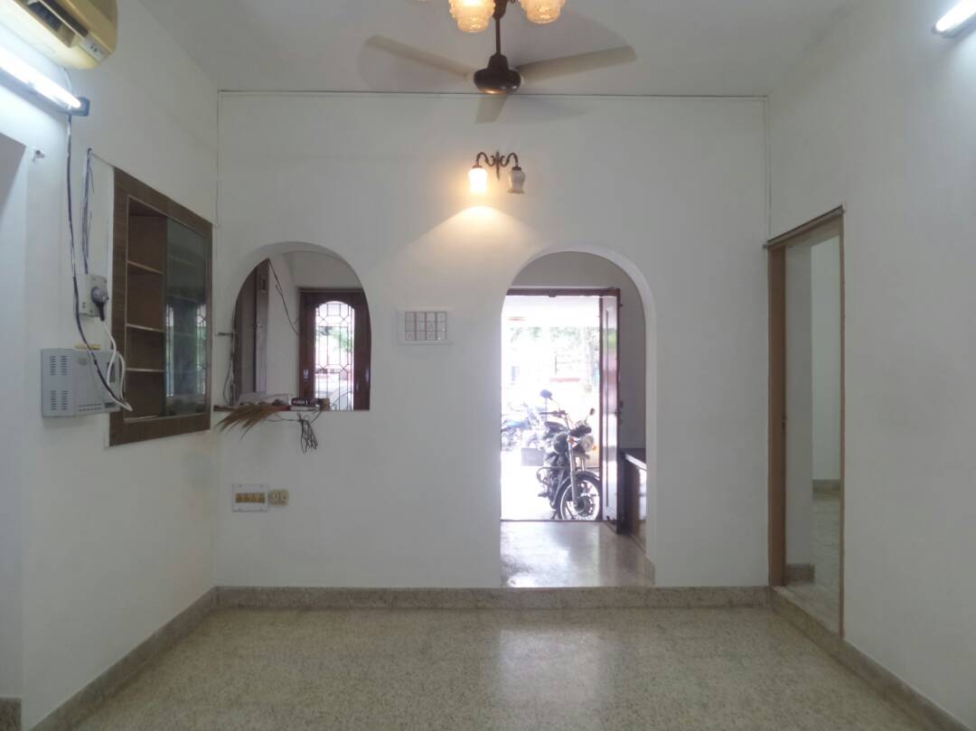 SRI BALAJI REALS 4 BHK HOUSE FOR SALE IN THIRUVANMIYUR CHENNAI