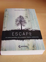 http://www.amazon.de/Escape-Jennifer-Rush/dp/3785575165/ref=sr_1_1?s=books&ie=UTF8&qid=1393571497&sr=1-1&keywords=escape