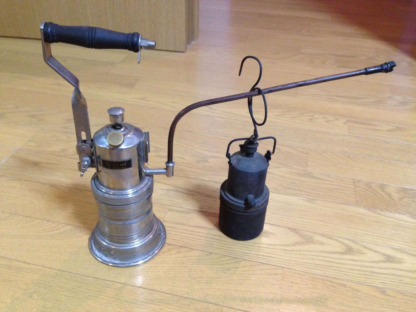 650Riders-Blog: アセチレンランプ（カーバイトランプ）の修理