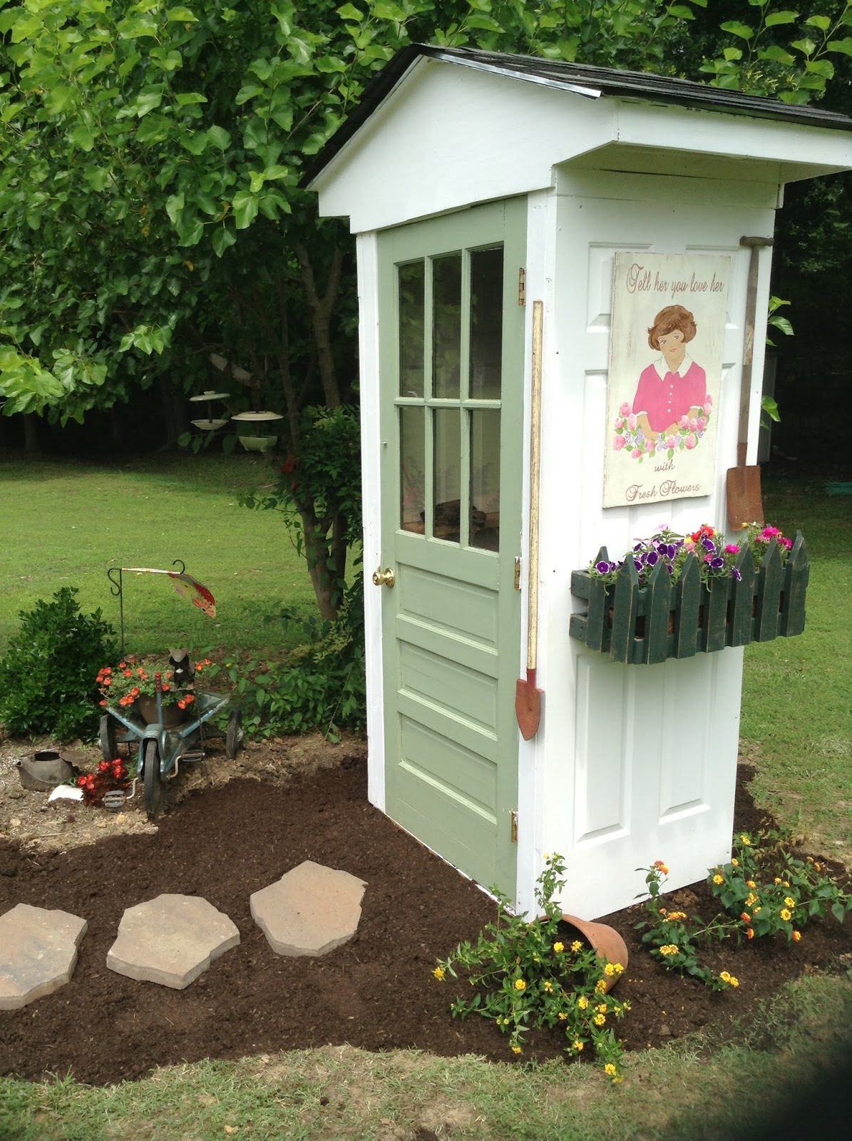 A Great Garden Shed Out Of Old Doors - Home DIY Fixes