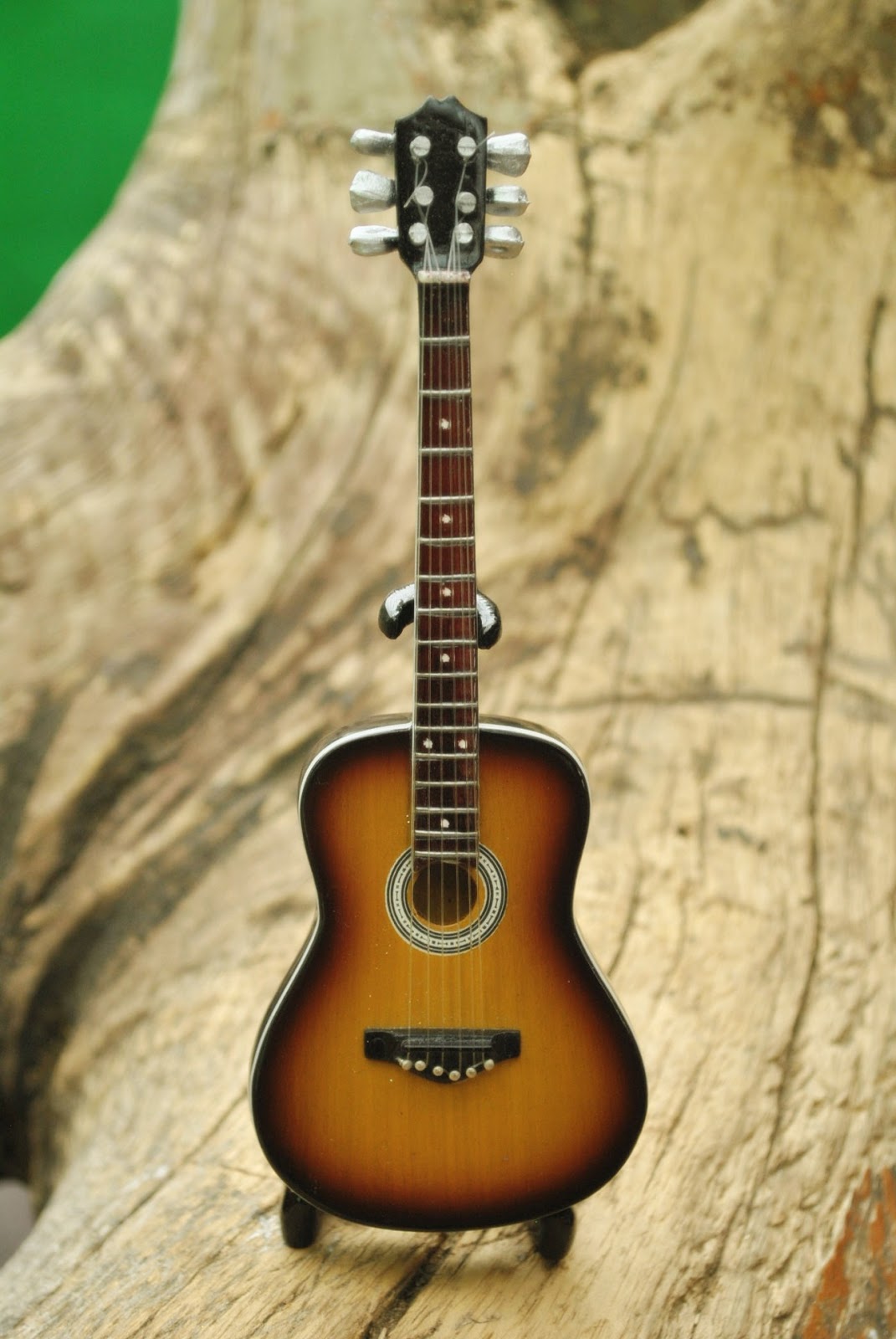 Kunci Gitar Seventeen Jangan Dulu Pergi