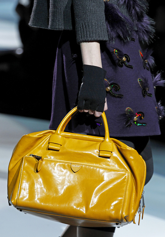 marc jacobs runway bag