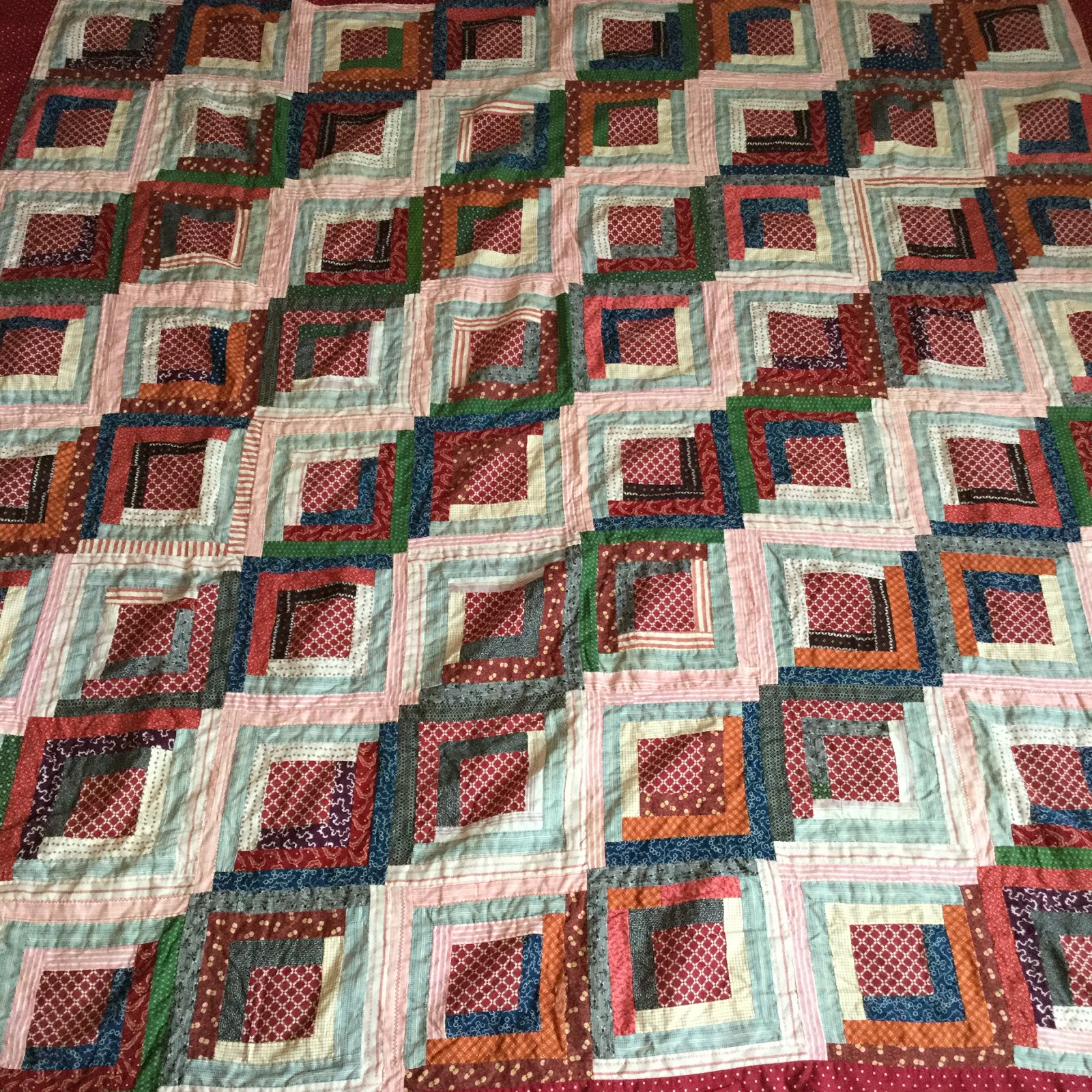 The Literate Quilter A Turn Of The Century Log Cabin Quilt Top